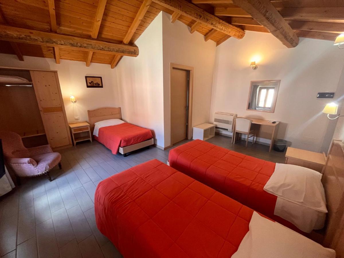 Vaiano  Hotel Il Mulino B&B الغرفة الصورة