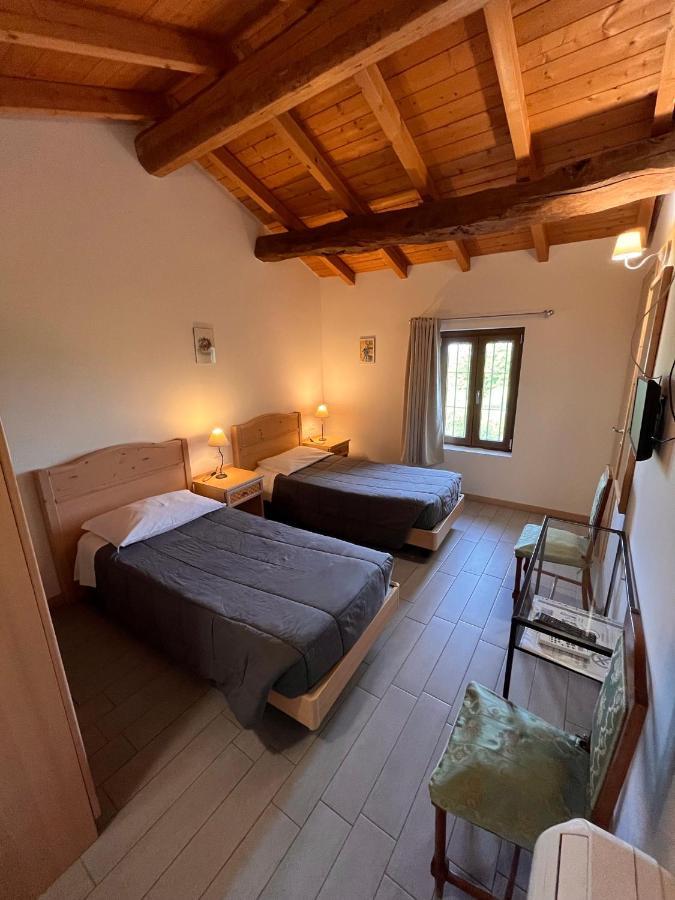 Vaiano  Hotel Il Mulino B&B الغرفة الصورة