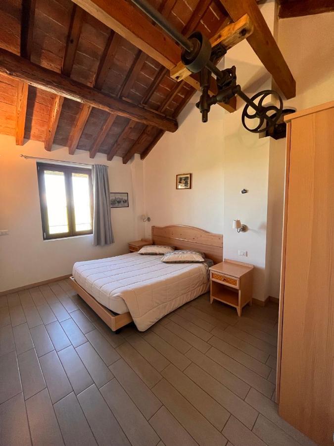 Vaiano  Hotel Il Mulino B&B الغرفة الصورة